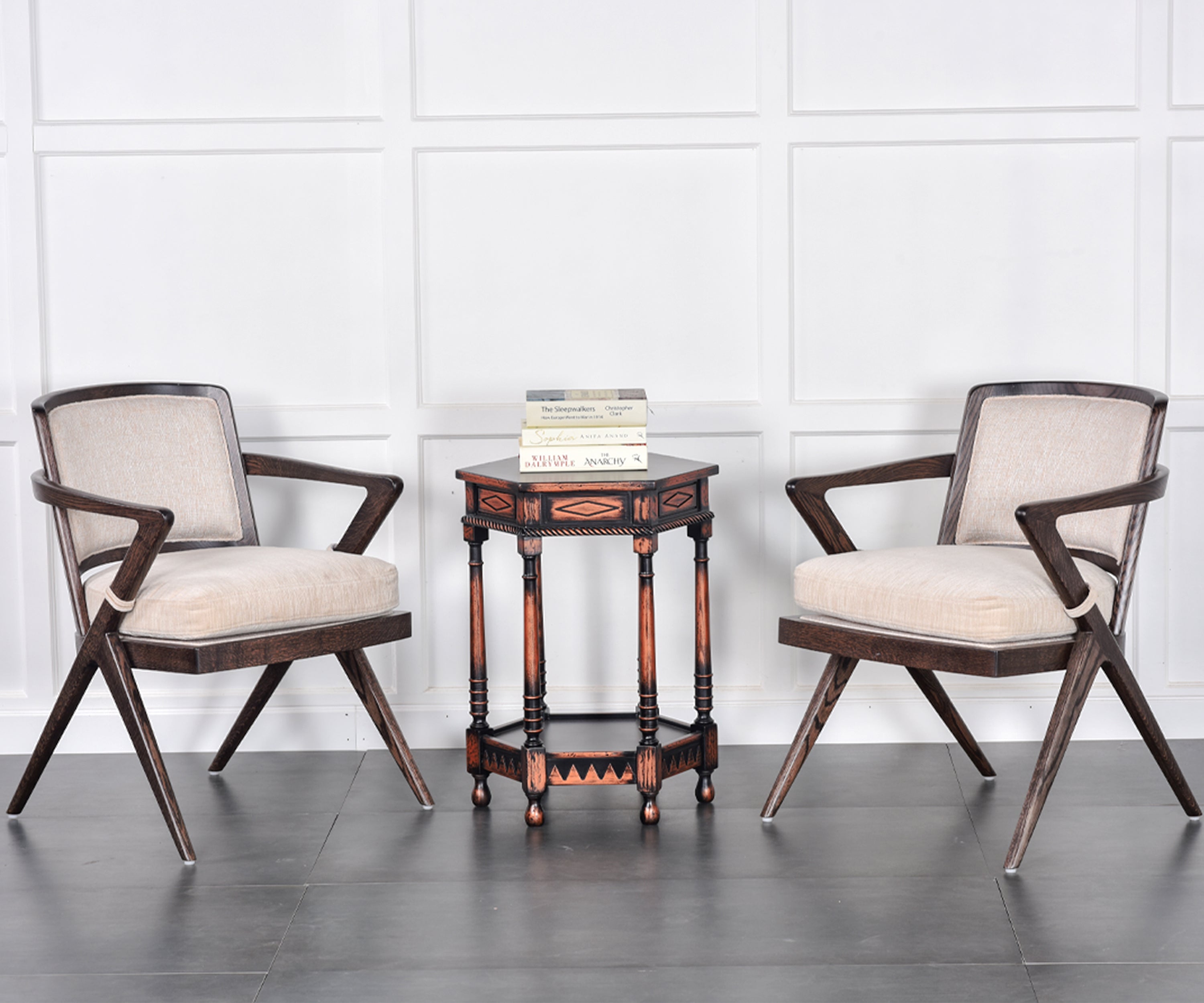 FELWOOD ACCENT TABLE